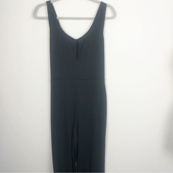 LUSH | NEW Black Tie Front Tapered Leg Jumpsuit Keyhole Back Women’s Size Large - Picture 8 of 10